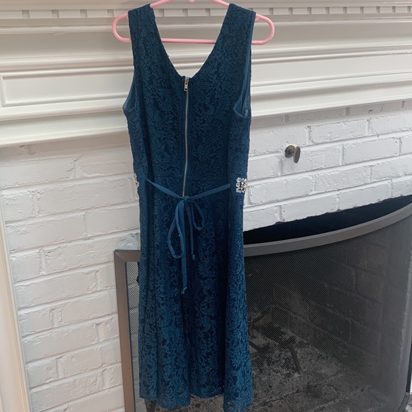 Gorgeous Girls Party Dress! - Picture 5 of 7